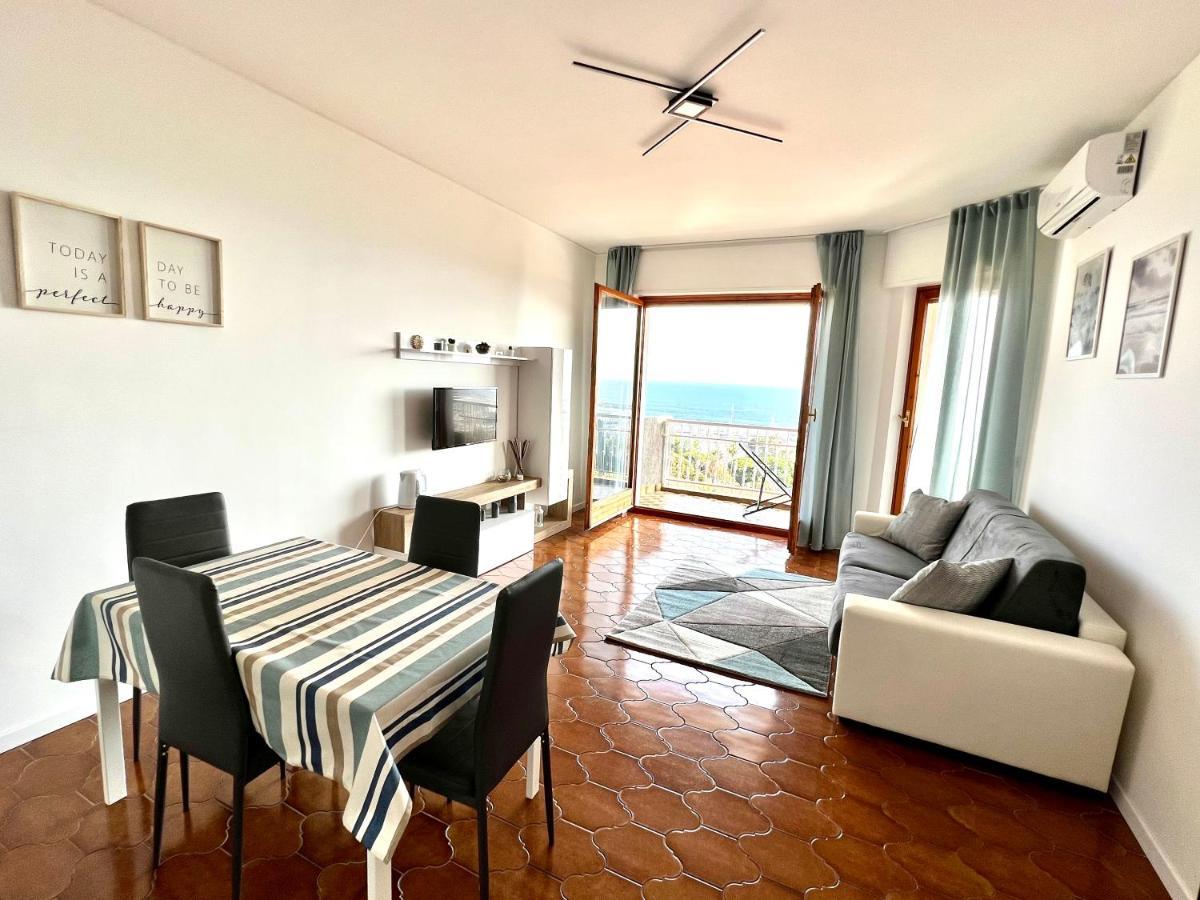 Special Home Vista Mare E Parcheggio Privato 圣雷默 外观 照片