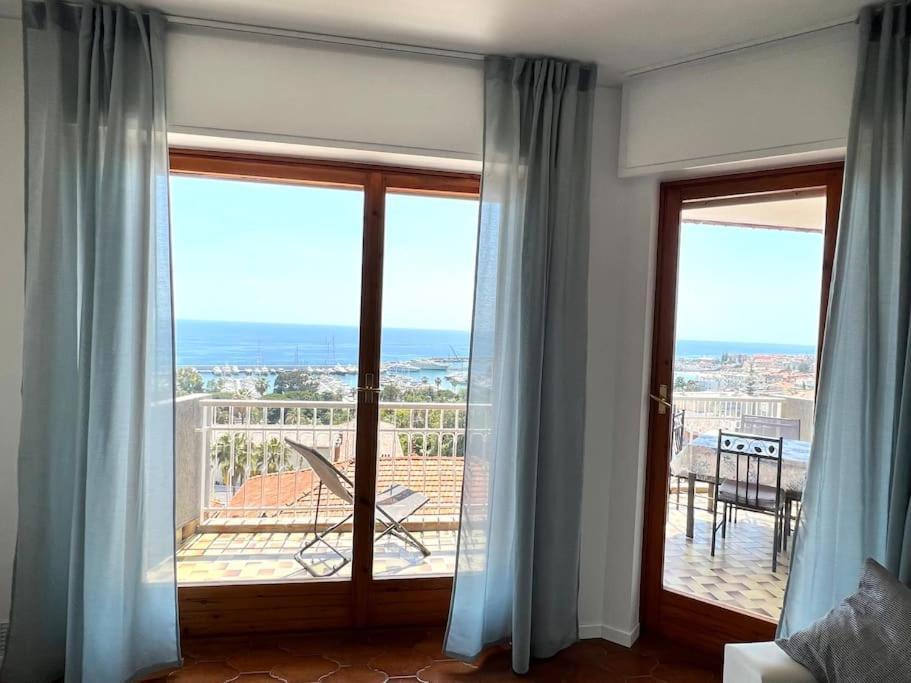 Special Home Vista Mare E Parcheggio Privato 圣雷默 外观 照片