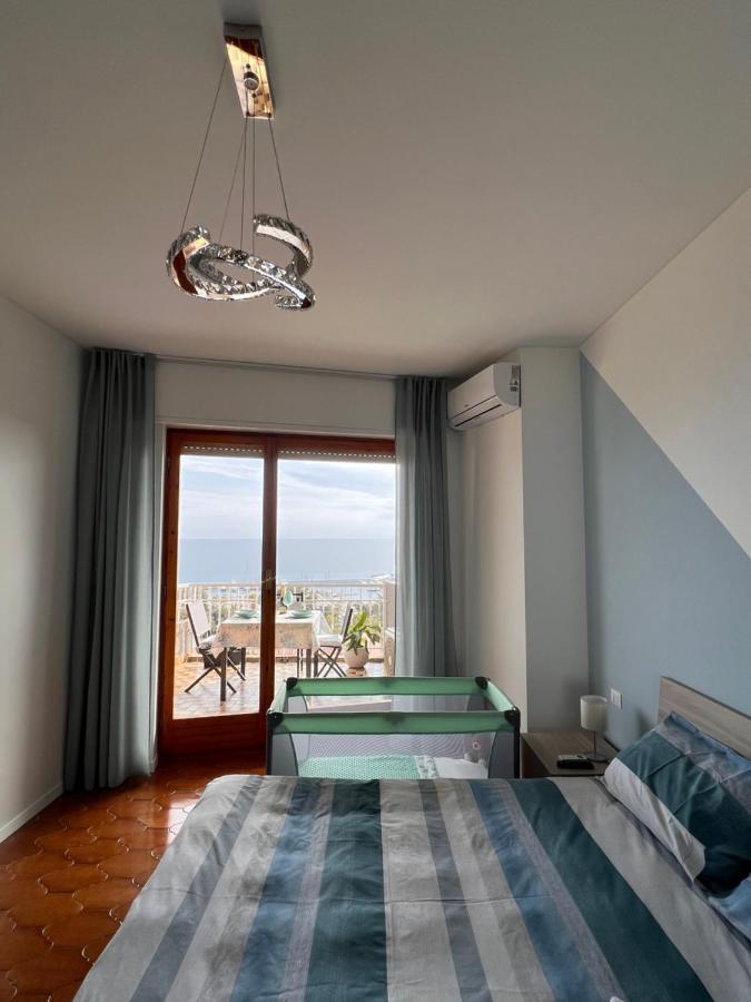 Special Home Vista Mare E Parcheggio Privato 圣雷默 外观 照片