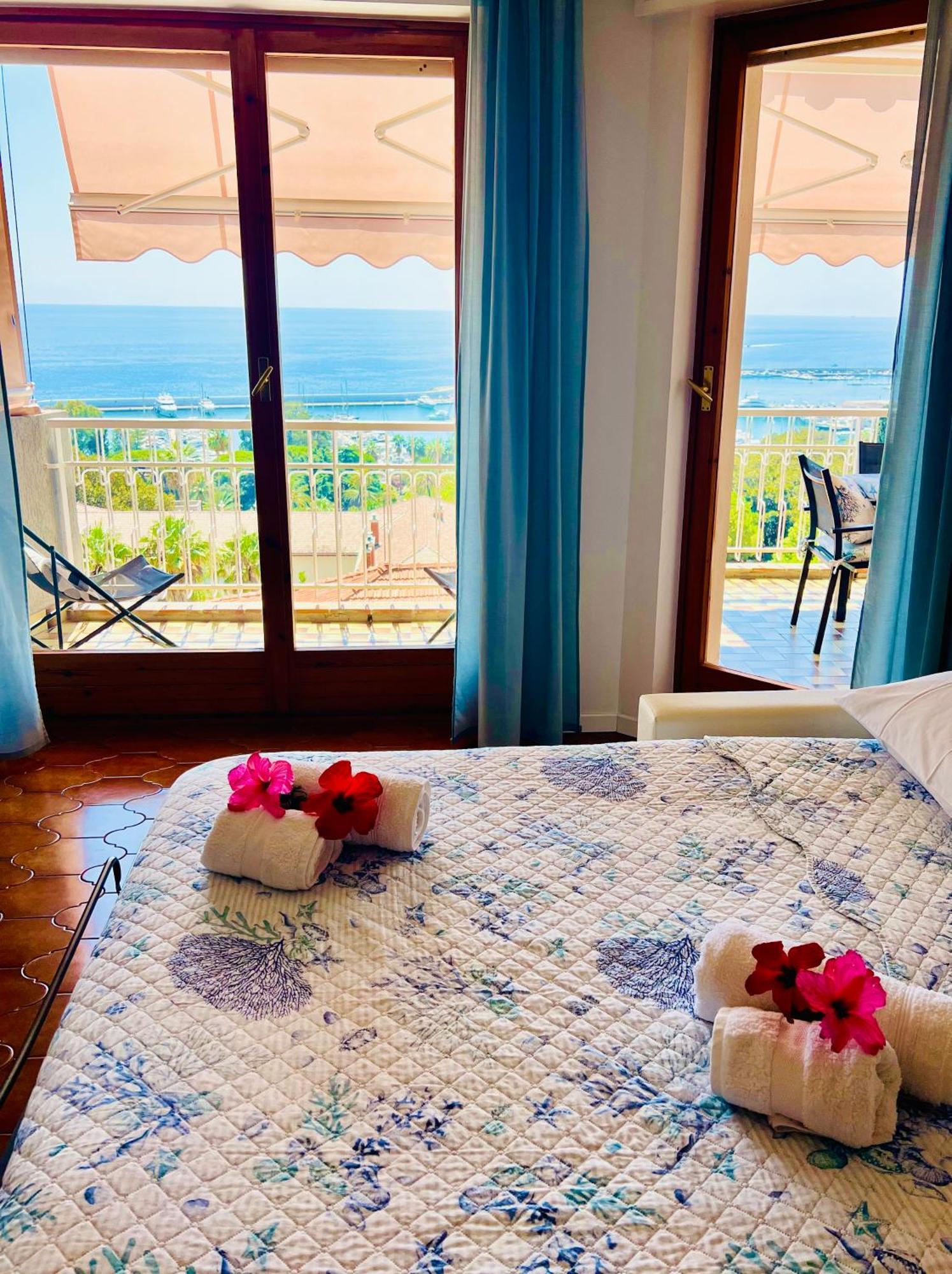 Special Home Vista Mare E Parcheggio Privato 圣雷默 外观 照片